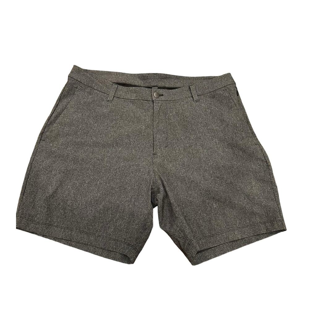 Lululemon 36 x 7" Commission Shorts EUC